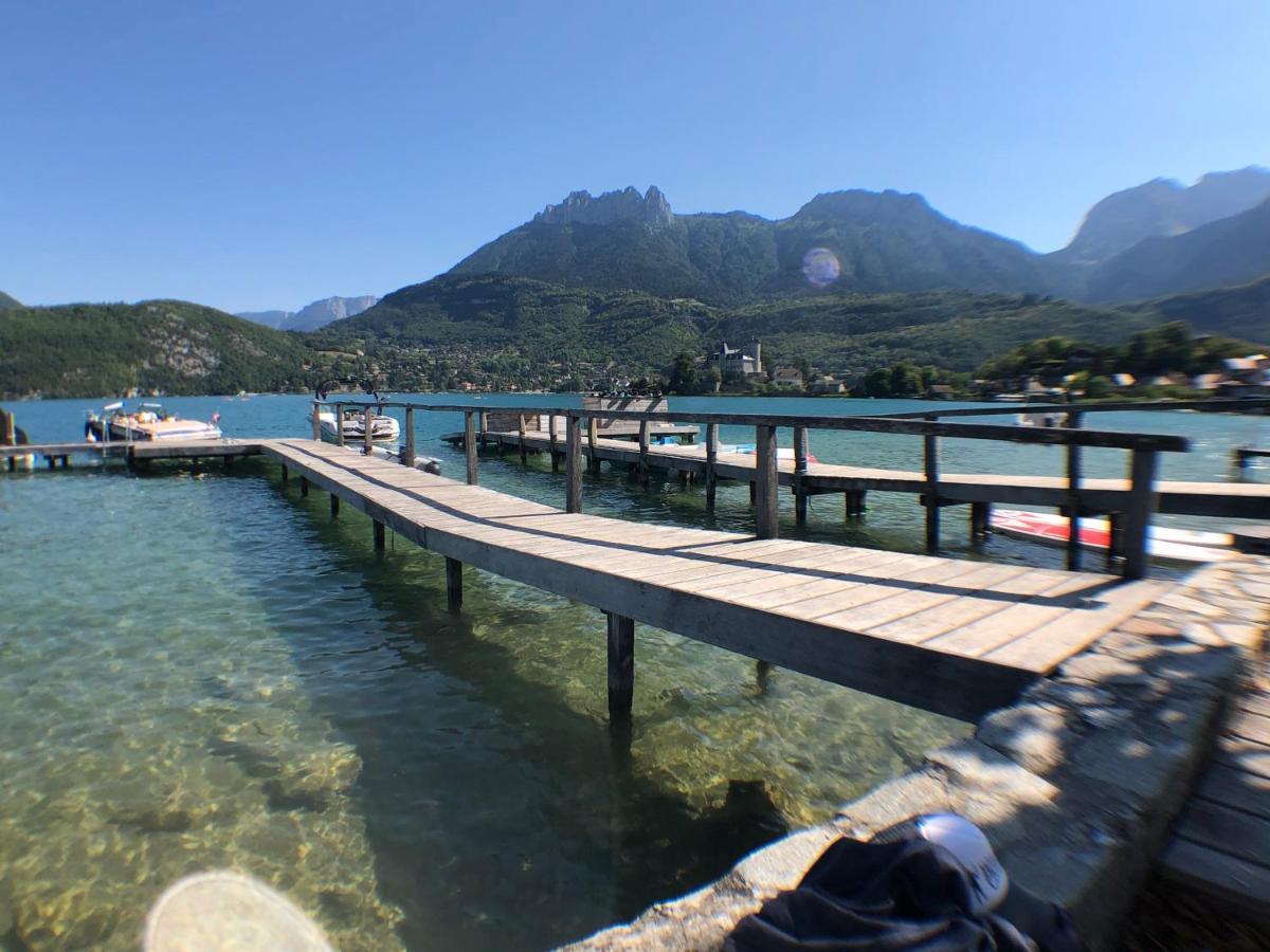 Studio Les Pieds Dans L'Eau Au Bord Du Lac D'Annecy Duingt Exterior photo