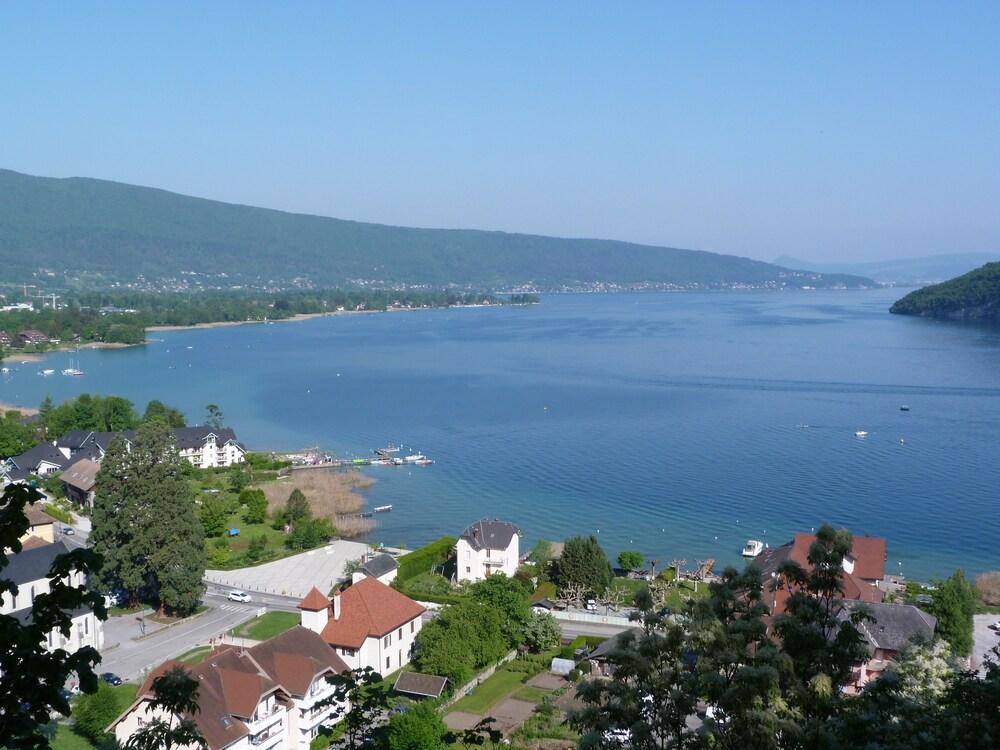Studio Les Pieds Dans L'Eau Au Bord Du Lac D'Annecy Duingt Exterior photo