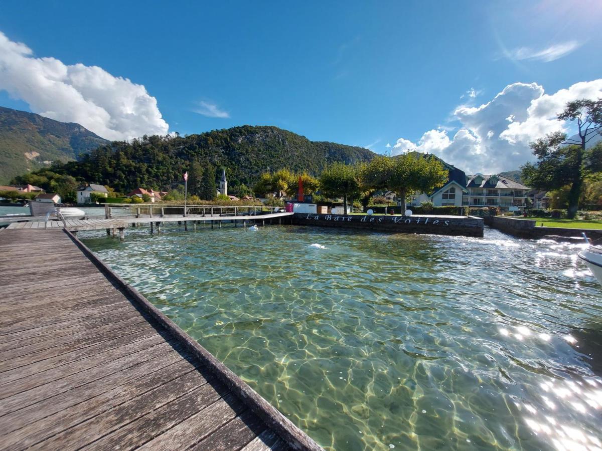 Studio Les Pieds Dans L'Eau Au Bord Du Lac D'Annecy Duingt Exterior photo