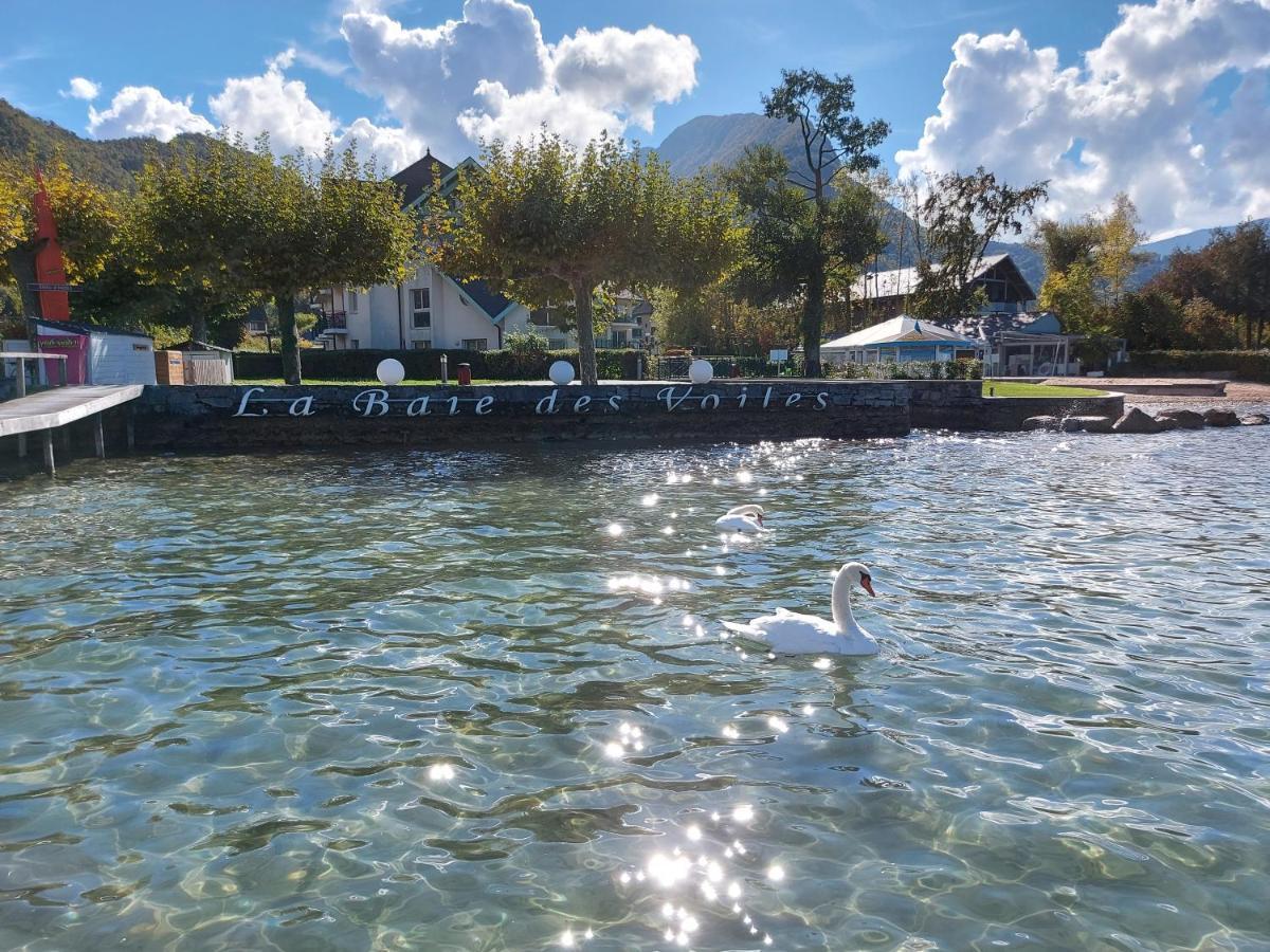 Studio Les Pieds Dans L'Eau Au Bord Du Lac D'Annecy Duingt Exterior photo
