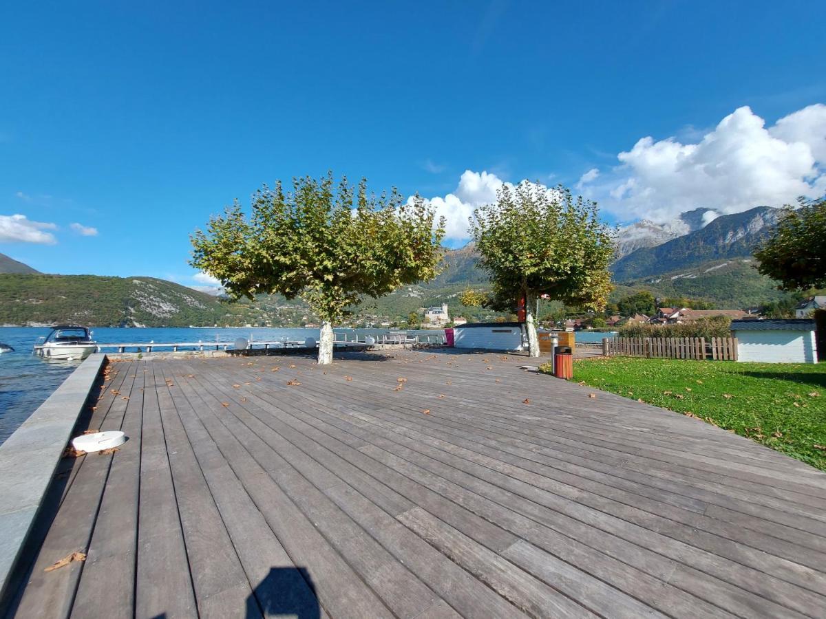 Studio Les Pieds Dans L'Eau Au Bord Du Lac D'Annecy Duingt Exterior photo