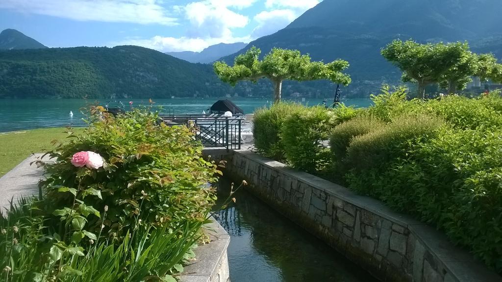 Studio Les Pieds Dans L'Eau Au Bord Du Lac D'Annecy Apartment Duingt Exterior photo