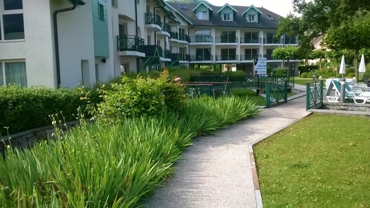 Studio Les Pieds Dans L'Eau Au Bord Du Lac D'Annecy Duingt Exterior photo