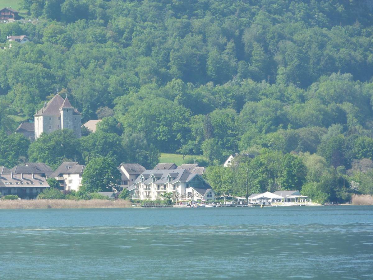 Studio Les Pieds Dans L'Eau Au Bord Du Lac D'Annecy Duingt Exterior photo